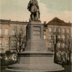 Anvers - Statue d Antoine Van Dyck