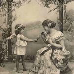 Frau mit engel