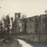 Zonnebeke Kirche mit brücke