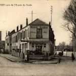 Colombes pris de l Entree du Stade