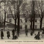 Mehun - sur Yevre - Ecole communale de garcons