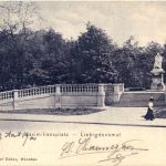 München - Maximiliansplatz - Liebig Denkmal