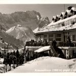 Kreuzeckhaus gegen Zugspitze