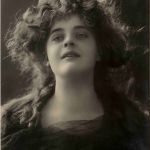 Viola Queniero