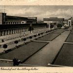Düsseldorf - Ehrenhof mit Ausstellungshallen