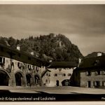 Schlossplatz und Lockstein