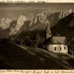 Kufstein/Tirol und rundherum - Die Antoni-Kapelle gegen den Wilden Kaiser