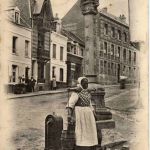 Le Treport - Treportaise a la Croix