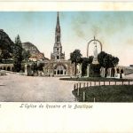 Lourdes - L Eglise du Rosaire et la basilique