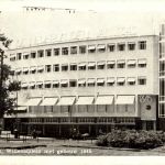 Arnhem - Willemsplein met gebouw 1845
