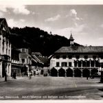 Bruck an der Mur - Adolf Hitler-Platz mit Kornmesserhaus und Rathaus