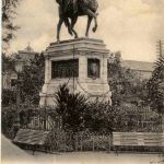 Guayaquil - Monumento a Bolivar - Ecuador
