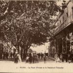 Blida, La Place dÀrmes et le Boulevard Trumelet
