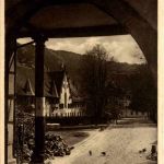 Blaubeuren, Blick duch den Klosterbogen
