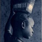 Jeune fille de Gatrongo en Haute Volta