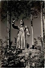Flüeli - Statue auf dem Feierplatz