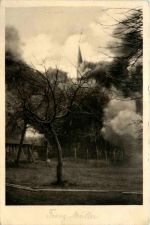 Kirche in Guillemont bei Bapaume im Augenblick der Sprengung