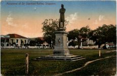 Singapore - Monument of Sir Stamford Raffles