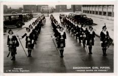 Dagenham Girl Pipers