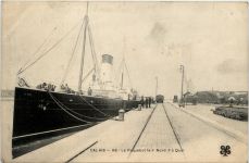 Calais - Le Paquebot Nord a Quai