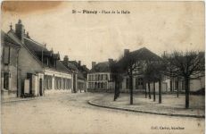 Plancy - Place de la Halle