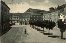 Cervignano - Piazza V. E.
