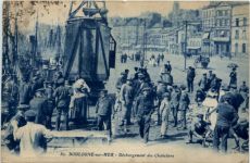 Boulogne sur Mer - Dechargement des Chalutiers