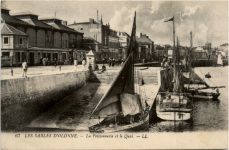 Les Sables D Olonne - La Poissonnerie et le Quai