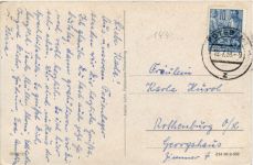 Romantischer Durchblickauf die Heiland-Kirche Sakrow