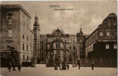 Dessau, Herzogliches Schloss