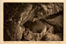 Syrau, Drachenhöhle Walhalla mit Ausgang