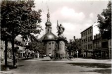 Rastatt, Marktplatz mit Berhardus-Brunnen und Stadtkirche
