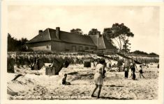 Zingst, Blick vom Strand zum Kurhotel