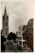 Hilversum - St. Vituskerk en Grand Hotel Gooiland