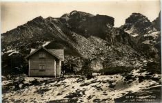 Leglerhütte mit Kärpfstock