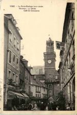 Vire,,La Porte-Horloge, Cafe du Commerce