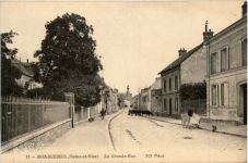 Bonnieres, La Grande-Rue