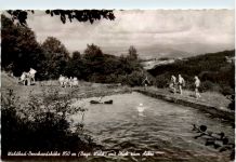 Waldbad-Bernhardshöhe mit Blick zum Arber, Englmar