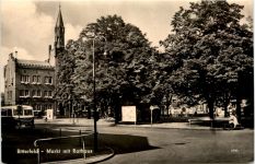 Bitterfeld, Markt mit Rathaus