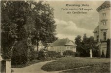 Rheinsberg-Mark, Partie aus dem Schlosspark mit Cavalierhaus