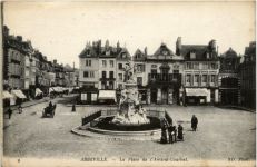 Abbeville - La Place de l Amiral Courbet