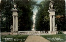 Gruss aus Kurort Rheinsberg i.M., Portal zum Eingang in den Schlosspark