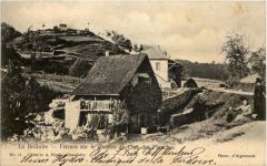 La Bridoire - Fermes sur le chemin du Gue des Planches