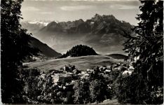 Leysin, La Boule de gomme et les dents du Midi