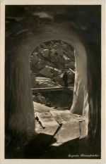 Eisgrotte im Rhonegletscher