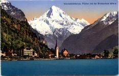 Flüelen, Vierwaldstättersee und der Bristenstock