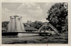 Landsberg a. Lech, Inselbad mit Brunnen und Rutschbahn