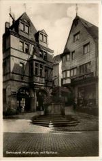 Bernkastel, Marktplatz mit Rathaus