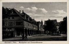 Arnstadt - Marktplatz mit Bismarckbrunnen