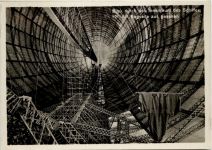 Zeppelin - Blick durch den Innenraum des Schiffes